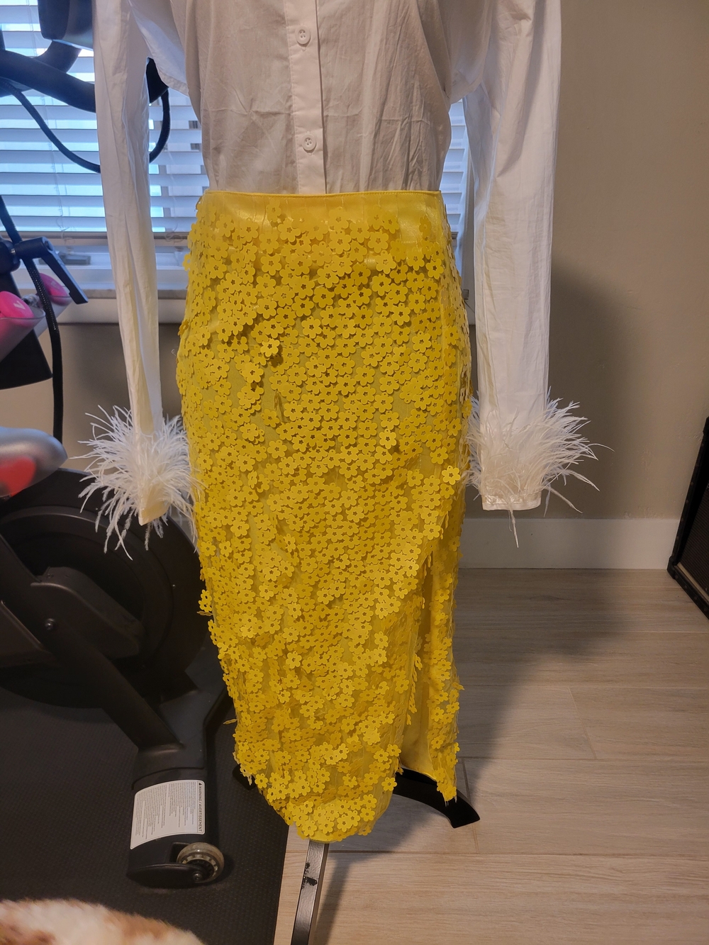 Yellow Floral Appliqué Pencil Skirt - Women
